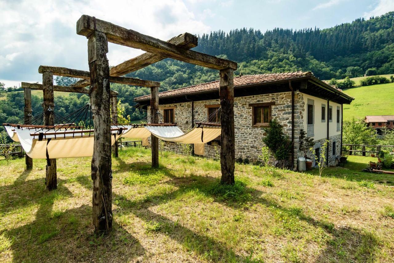 Готель Casona De El Castaniu Serrapio Екстер'єр фото